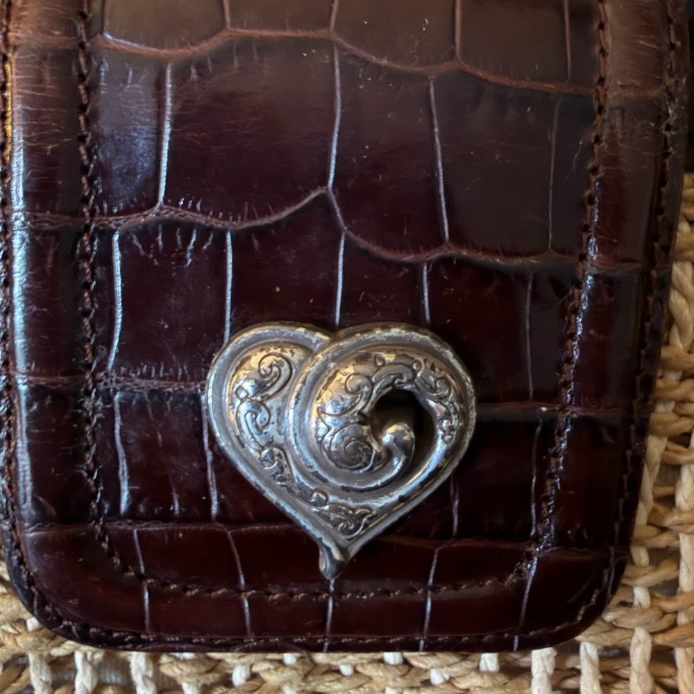 Brighton Straw Woven Tote Brown Leather Heart Charm Bag - Picture 6 of 12
